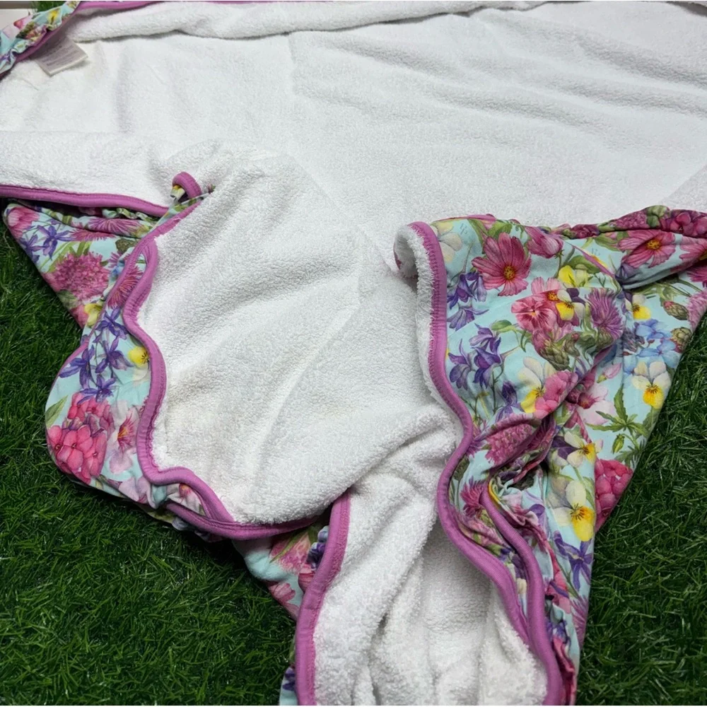 Posh Peanut Floral Hooded Towel